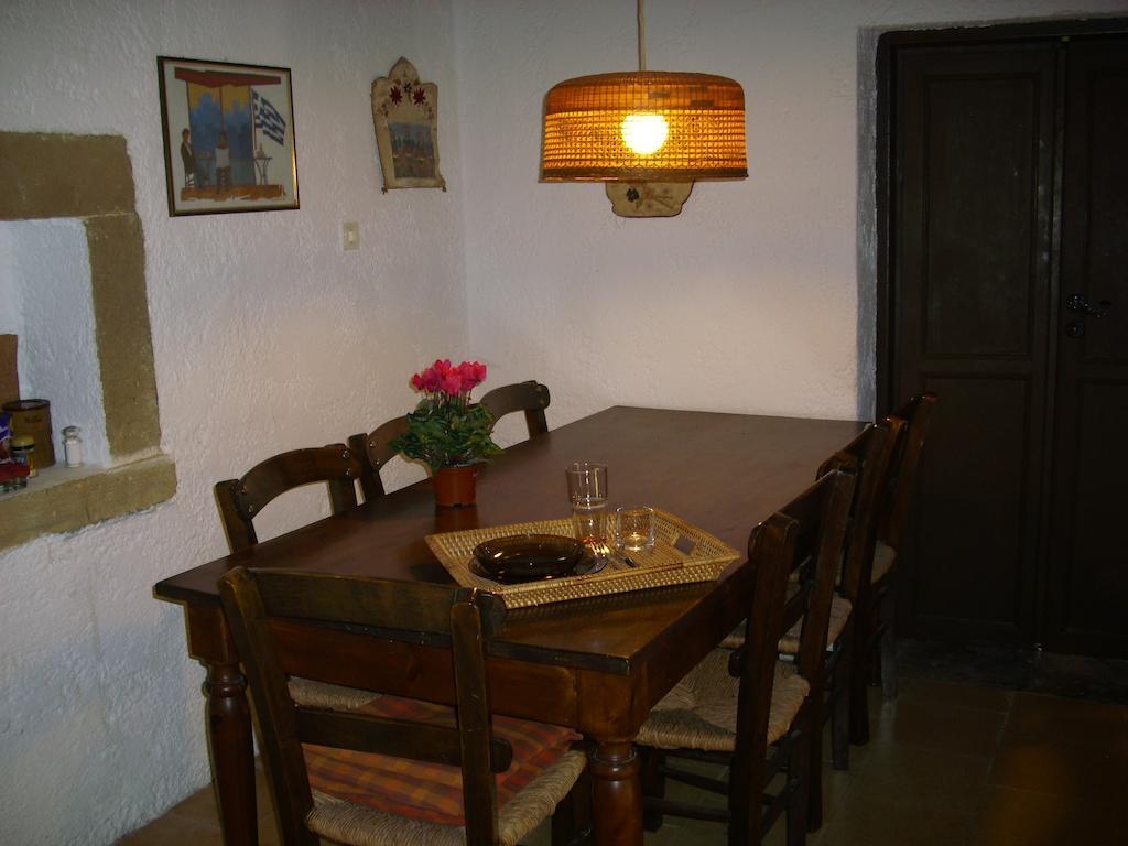 Patriko Country House Vóroi Quarto foto